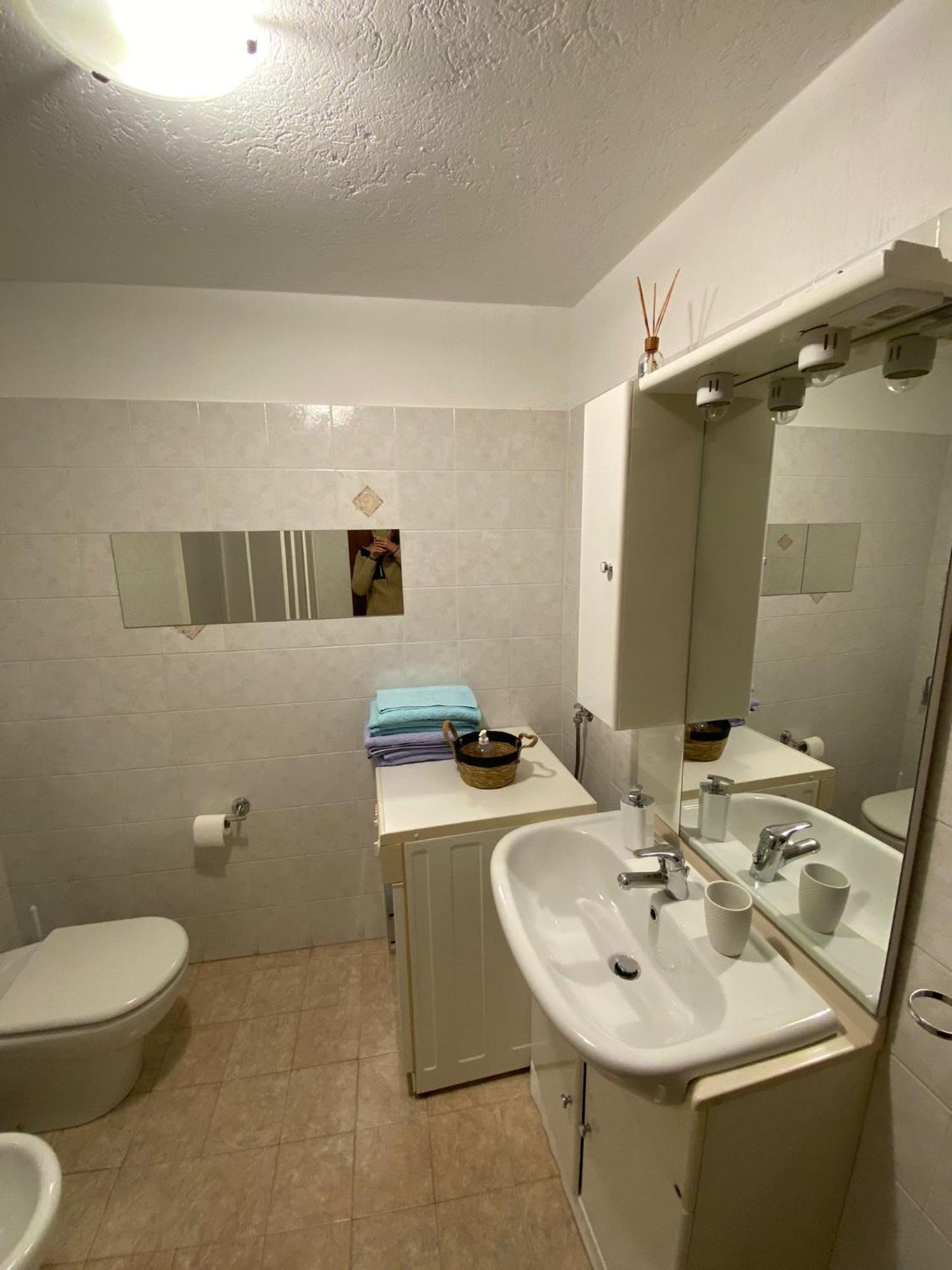 Casa Vacanze A La Salle Exteriör bild